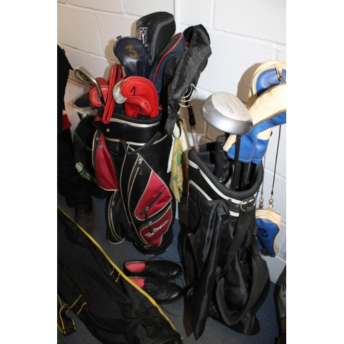 373 - Large Collection of Sporting Items

3 Golf Bags with Various Clubs / Conditions
2 Snooker Cues in Me... 