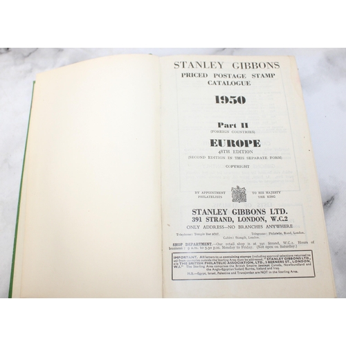 19 - Two Stanley Gibbon's Hardback Books 1931-1950
Stamps British Empire 1931
Part II Foreign Countries 1... 