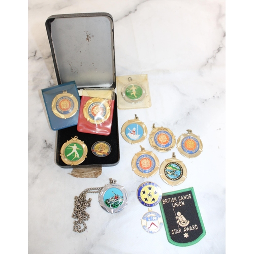 632 - Quantity Of Sporting Fobs/Badges Etc