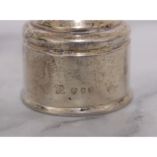 509 - Silver Hallmarked Pepper Grind Height-8.5cm Total Weight-135g