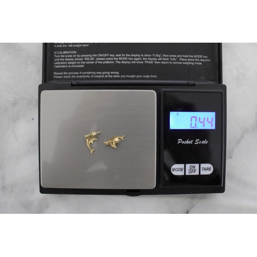 590 - Stamped 9ct Gold Dolphin Earrings In A Box
Weight- 0.44gms
All Proceeds Go To Charity