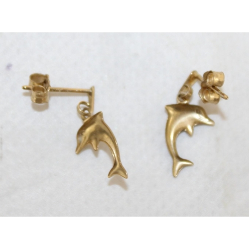 590 - Stamped 9ct Gold Dolphin Earrings In A Box
Weight- 0.44gms
All Proceeds Go To Charity