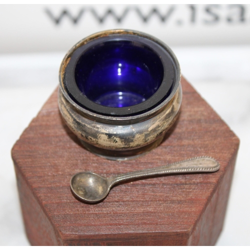 544 - Silver Hallmarked Mustard Pot & Spoon With Blue Glass Inlay