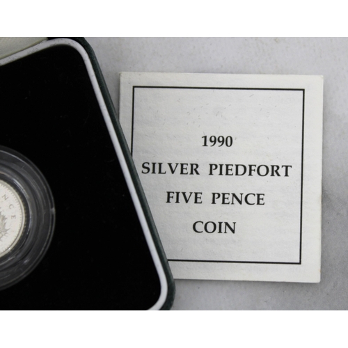 302 - Royal Mint 1990 Silver Piedfort Five Pence Coin