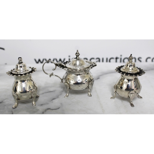 554 - Silver Hallmarked Cruet Items
Weight-145g