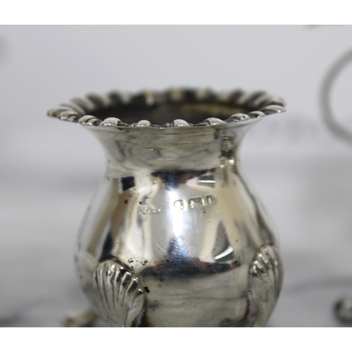 554 - Silver Hallmarked Cruet Items
Weight-145g