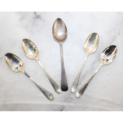 555 - Five Hallmarked Spoons Weight-60g