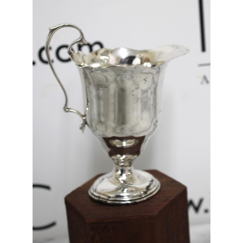 557 - Silver Hallmarked Jug Weight-105g Height-13.5cm
Damage On Handle Not Attached At Top