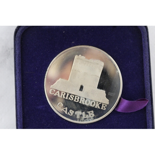 412 - The Tower Mint Exclusive Edition Carisbrooke Castle Solid Nickel Silver Medallion Boxed