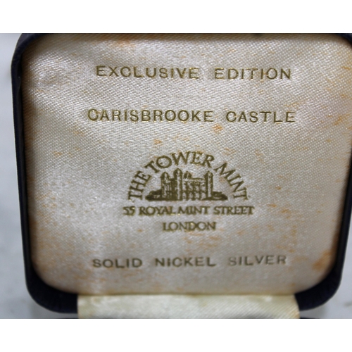 412 - The Tower Mint Exclusive Edition Carisbrooke Castle Solid Nickel Silver Medallion Boxed