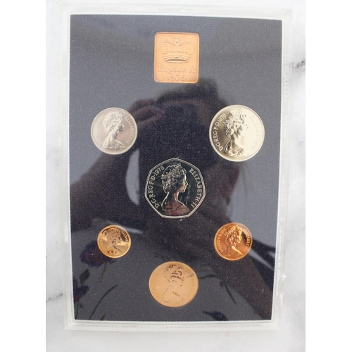 459 - The Coinage Of Great Britain & Northern Ireland 1976