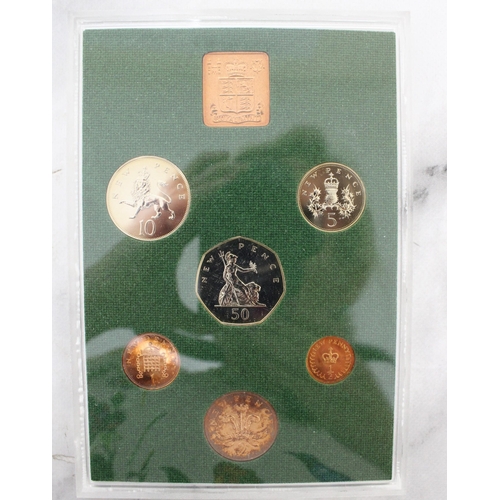 462 - Coinage Of Great Britain & Northern Ireland 1975 & 1981