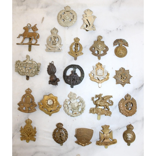 206 - Quantity Of Military Cap Badges