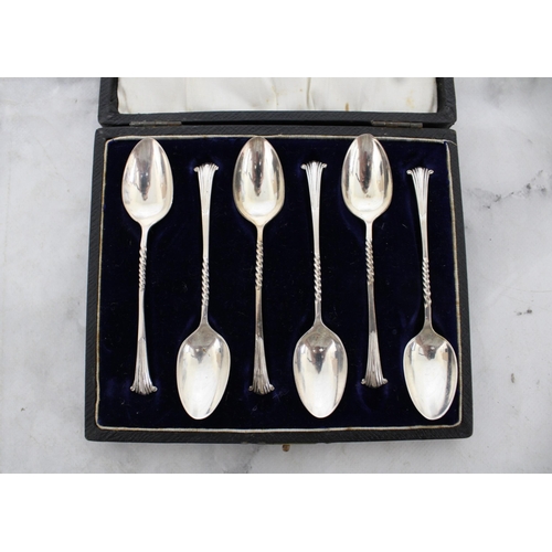 563 - Hallmarked Silver Boxed Tea Spoons