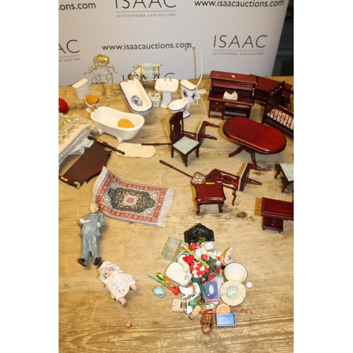 681 - Quantity Of Dolls House Items Various Conditions