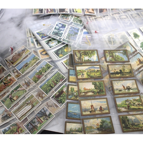 88 - Large Collection Of Cigarette /Tea Cards