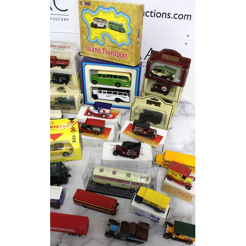 684 - Quantity Of Boxed Unboxed Collectable Vehicles