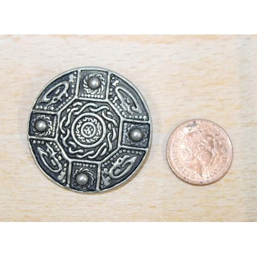 491 - Vintage St Justin Pewter Celtic Brooch