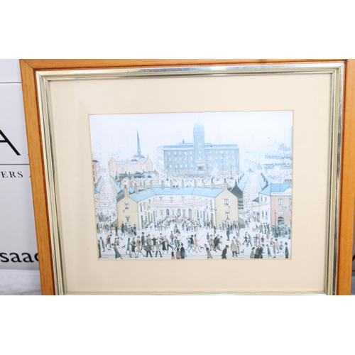 241 - Three Framed L S Lowry Prints

Frames measure 29cm x 34cm approx
Collection Only