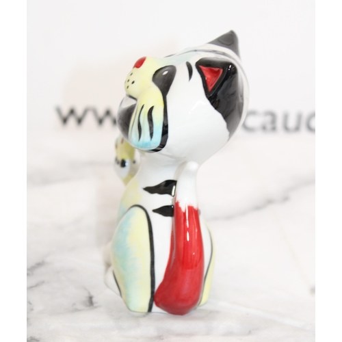 108 - Lorna Bailey Cats Butterfly Cat Height-13cm Collection Only