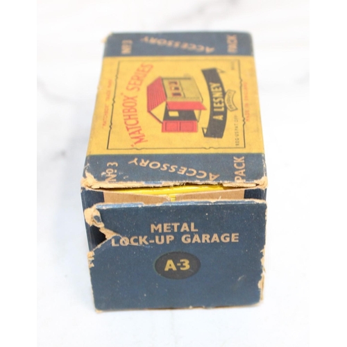 690 - Matchbox Metal Lock-Up Garage ( A3) in Box of Issue