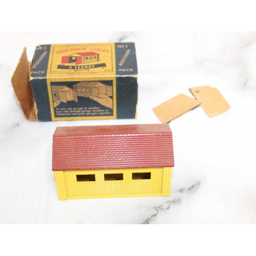 690 - Matchbox Metal Lock-Up Garage ( A3) in Box of Issue