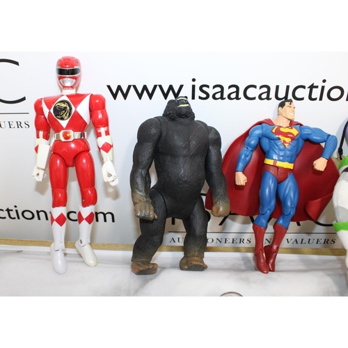 700 - Collection Of Mixed Collectable Toy Items