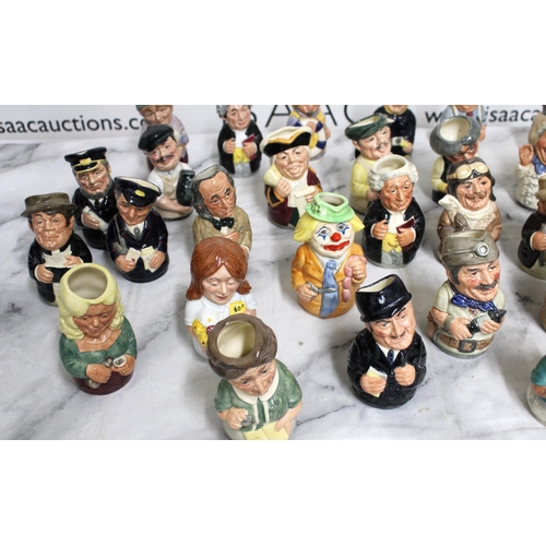 120 - Royal DoultonVille Toby Jug Collection plus others.

This lot is collection only.