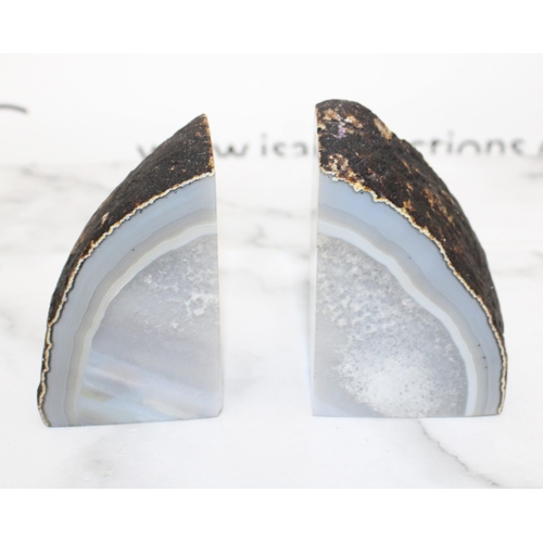 129 - Agate Geode Stone Book Ends
Height-11cm