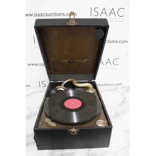 135 - COLUMBIA Portable Gramophone Untested