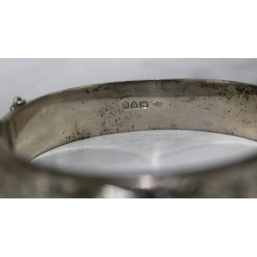 542 - Silver Hallmarked Bangle