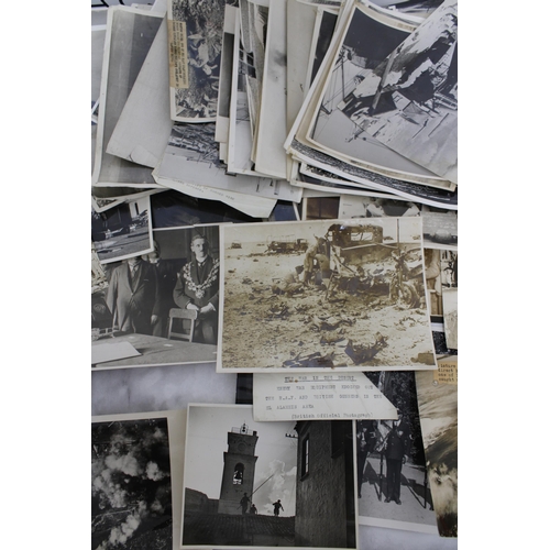 286 - Large Quantity Of Original WW2 Military & Home Front Press & Official Photos