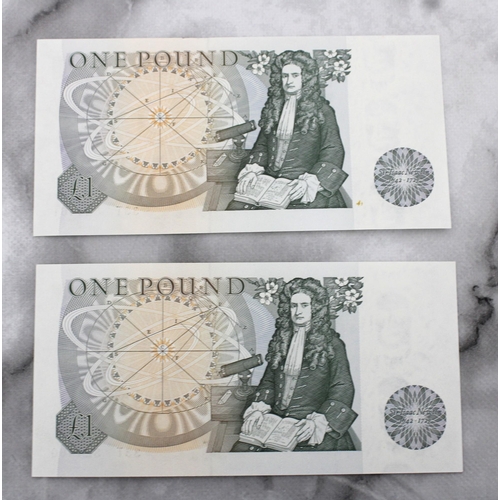 337 - Two Consecutive One Pound Notes Cashier Jo Page