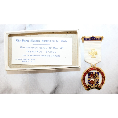 44 - Boxed Masonic Medal