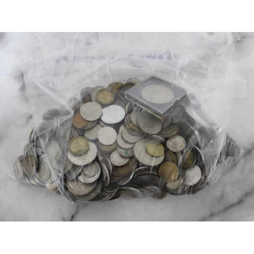 364 - Large Quantity Of Collectable Worldwide Coinage 2.6kg