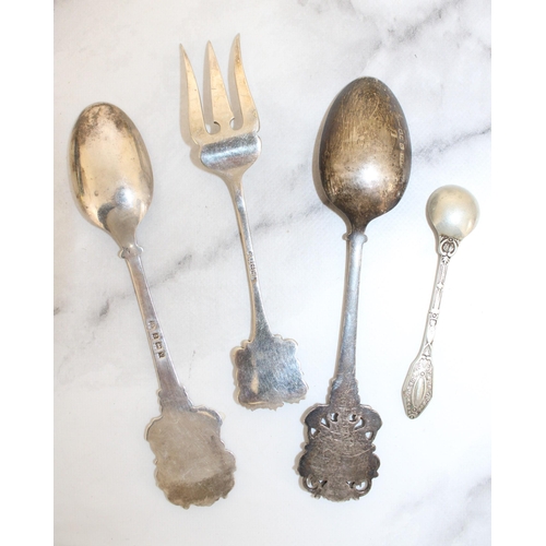 579 - Silver Hallmarked Spoons & Folk