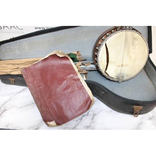 4 - Banjo In Hard Case
Collection Only