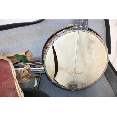 4 - Banjo In Hard Case
Collection Only