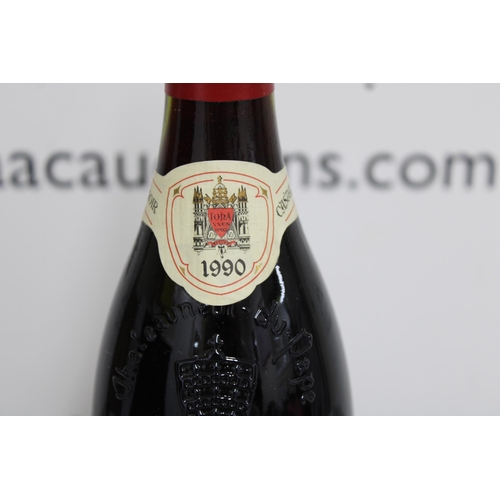 202 - 1990 CLOS DES PAPES Chateauneuf -Du-Pape - 750ml