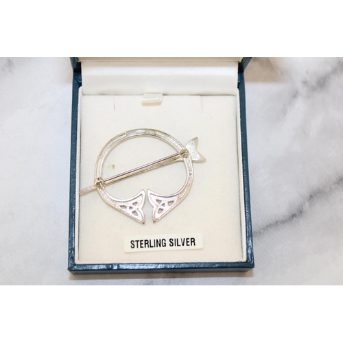 612 - Boxed Sterling Silver Brooch