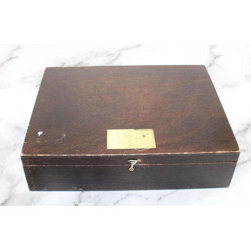 454 - Jewellery Box Containing Jewellery Items