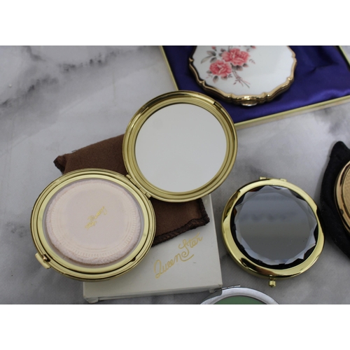 89 - Collection Of Collectable Compacts
All Proceeds Go To Charity