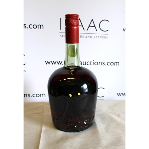 221 - Courvoisier 3 Gold Star Luxe Cognac - 1.137L

Collection Only