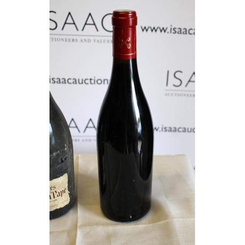 241 - 3 Bottles of Chateauneuf-du-Pape
1995 - 1 Bottle
2002 - 2 Bottles

Collection Only