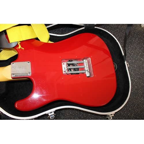 211 - ENCOR Electric Guitar in Hard Carry Case - Untested

Collection Only
All proceeds of this lot go to ... 