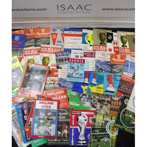 237 - Quantity Of Football Programmes Featuring England International,  European Club Matches ( 1968 Europ... 