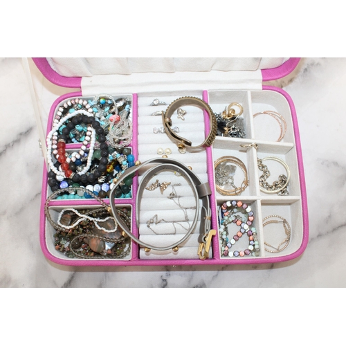 383 - Jewellery In Jewellery Box