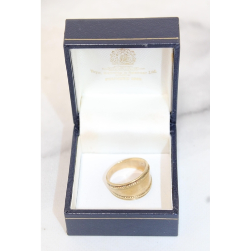 530 - Stamped 9ct Gold Ring Size O Total Weight-5.61g
All Proceeds Go To Charity