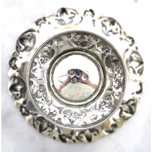 451 - Silver Hallmarked small Embossed Dish
Dimensions 7cm