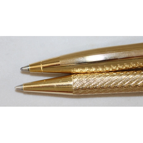 544 - 2 Sheaffer Ball point pens in case